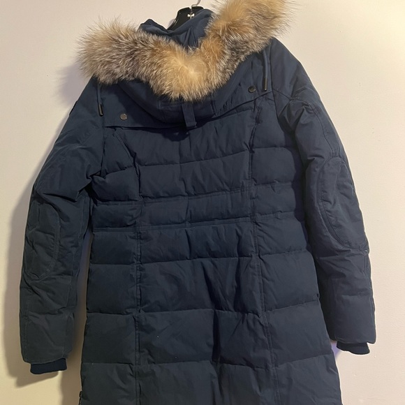 Pajar mint condition women coat lg. - Picture 8 of 16